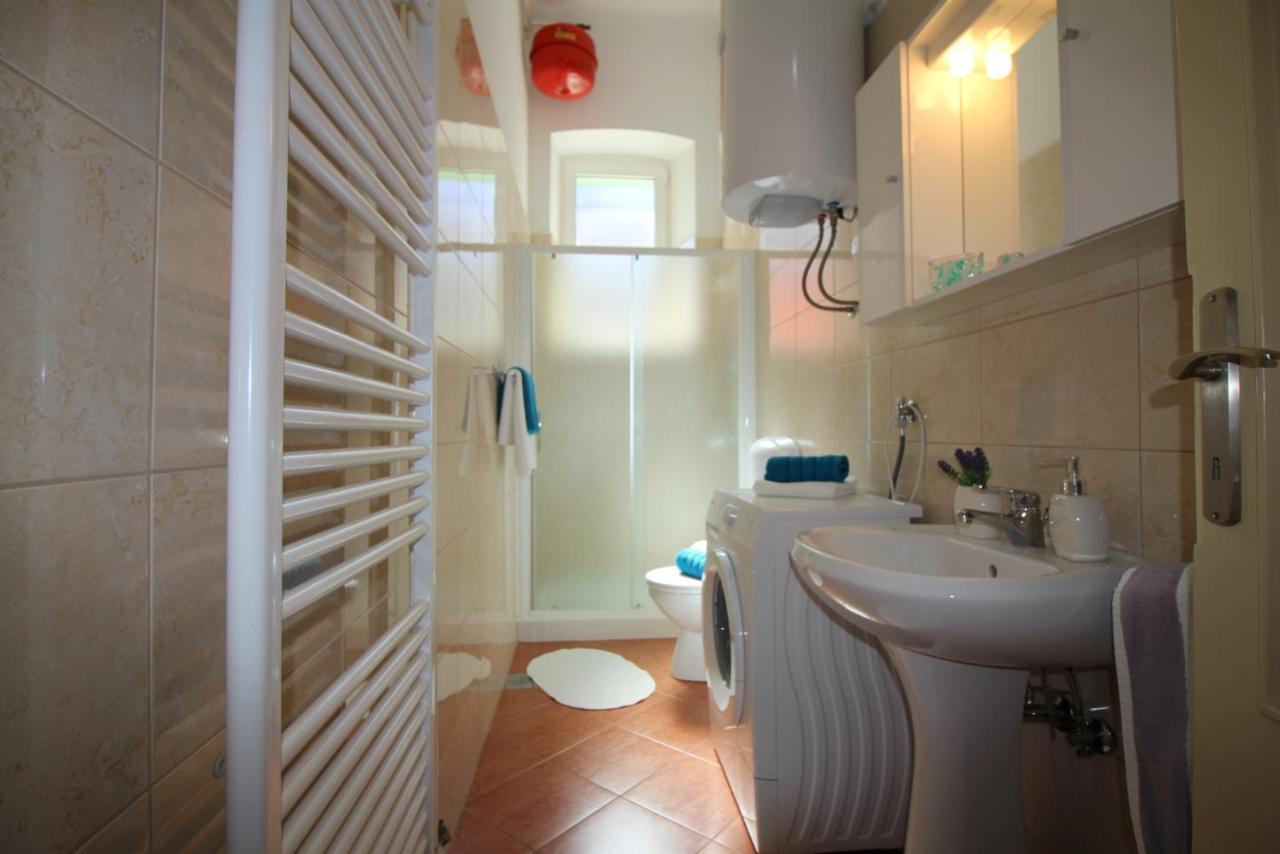 Apartment Old City Пореч Экстерьер фото
